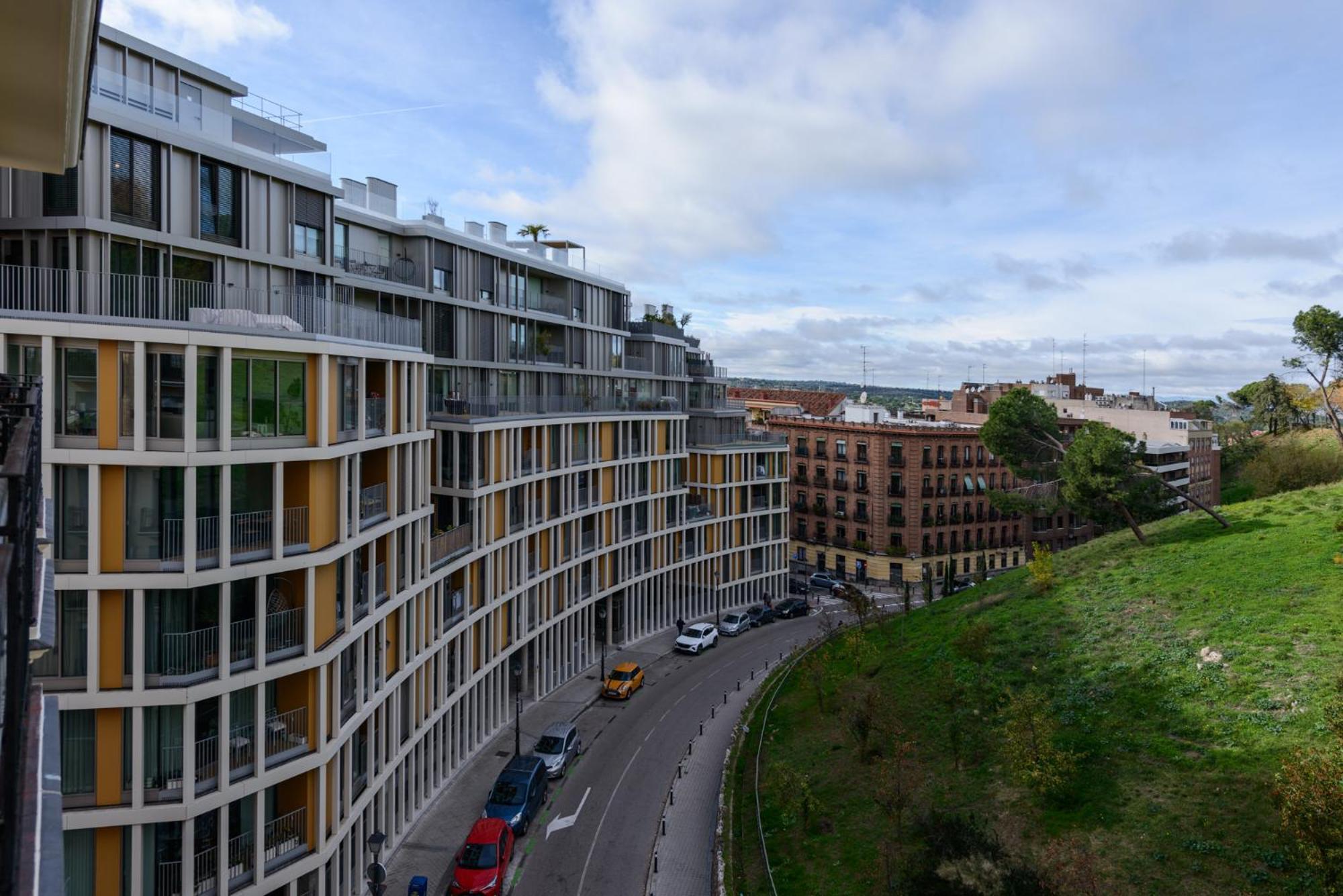 Amplio Piso En Madrid Centro Con Vistas Al Templo De Debod Apartment Exterior foto