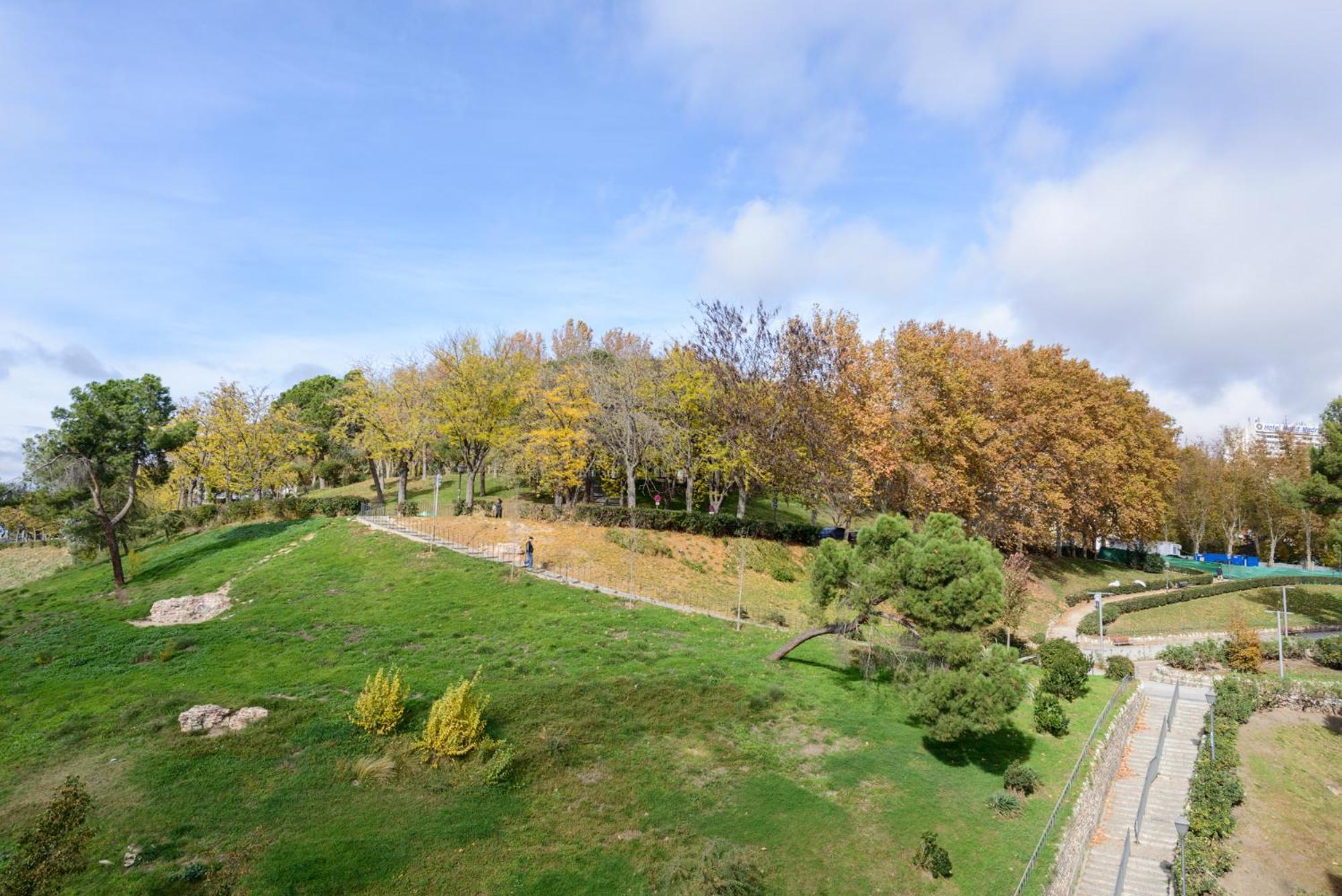 Amplio Piso En Madrid Centro Con Vistas Al Templo De Debod Apartment Exterior foto